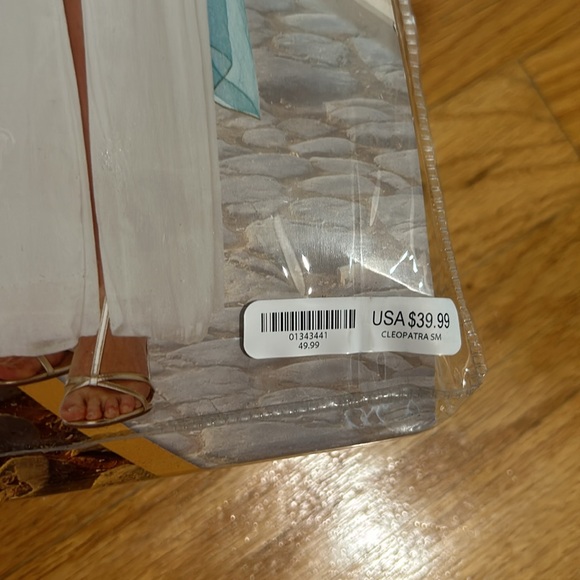 Cleopatra adult small 4-6 costume and Roman Goddess wig - Picture 4 of 4